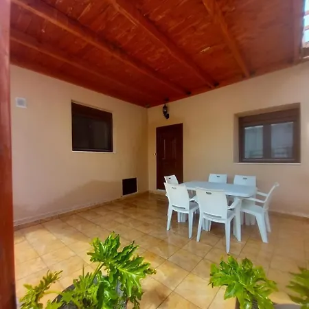 Damian House * Afandu