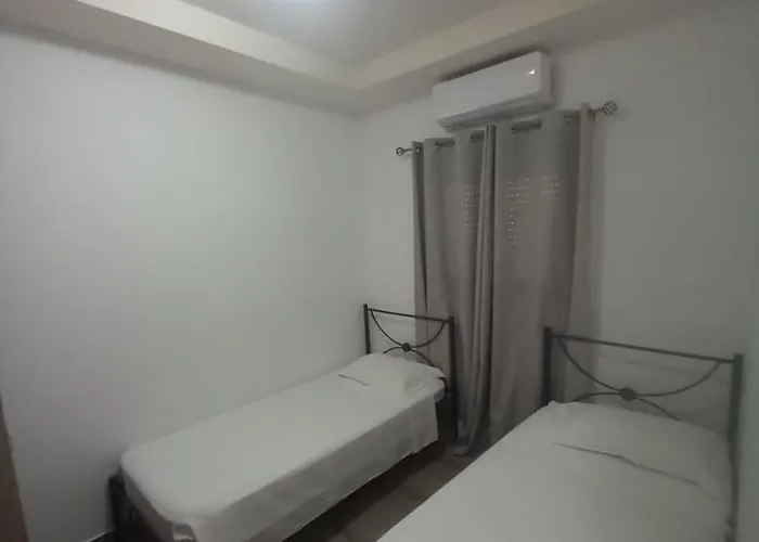 Dom wakacyjny Damian House