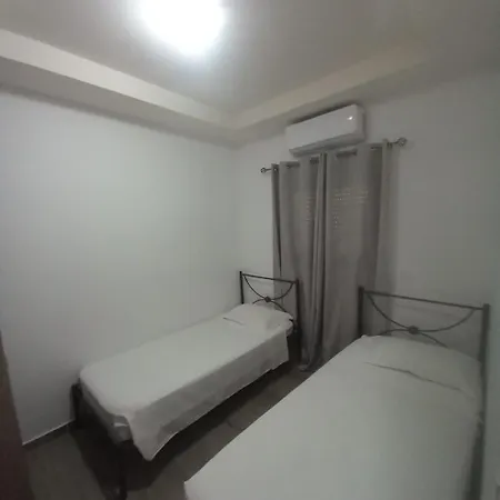 بيت للعطل Damian House